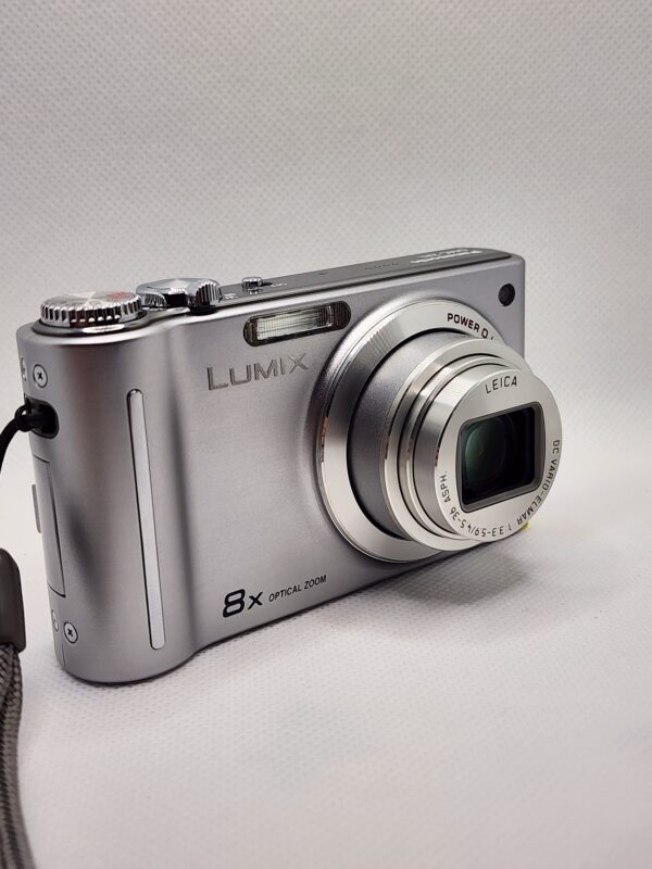 20251231_213841 Panasonic DMC-ZR1