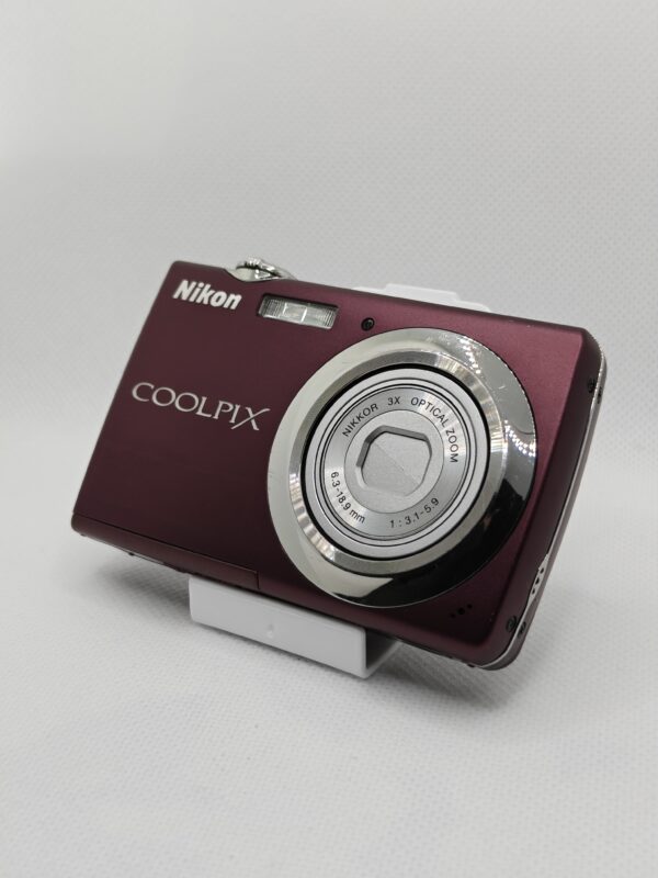 oplus_2097184 Nikon Coolpix S220