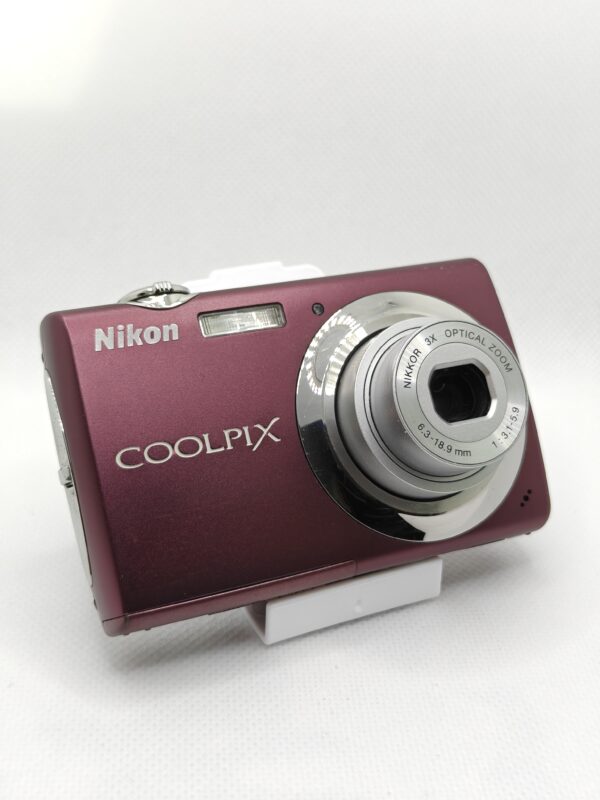 oplus_2097184 Nikon Coolpix S220